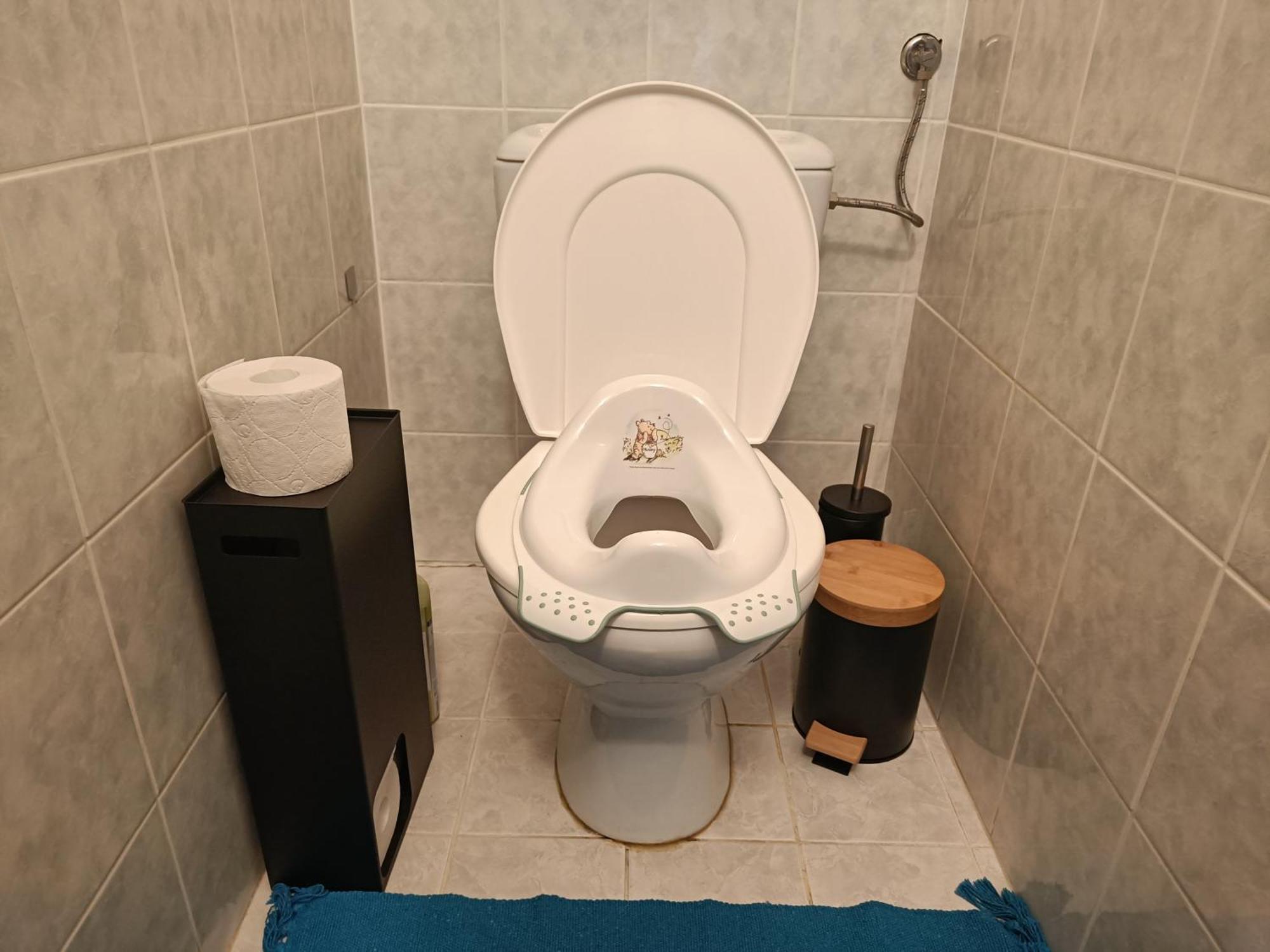 Cervena Cesta Appartement Kunovice Buitenkant foto