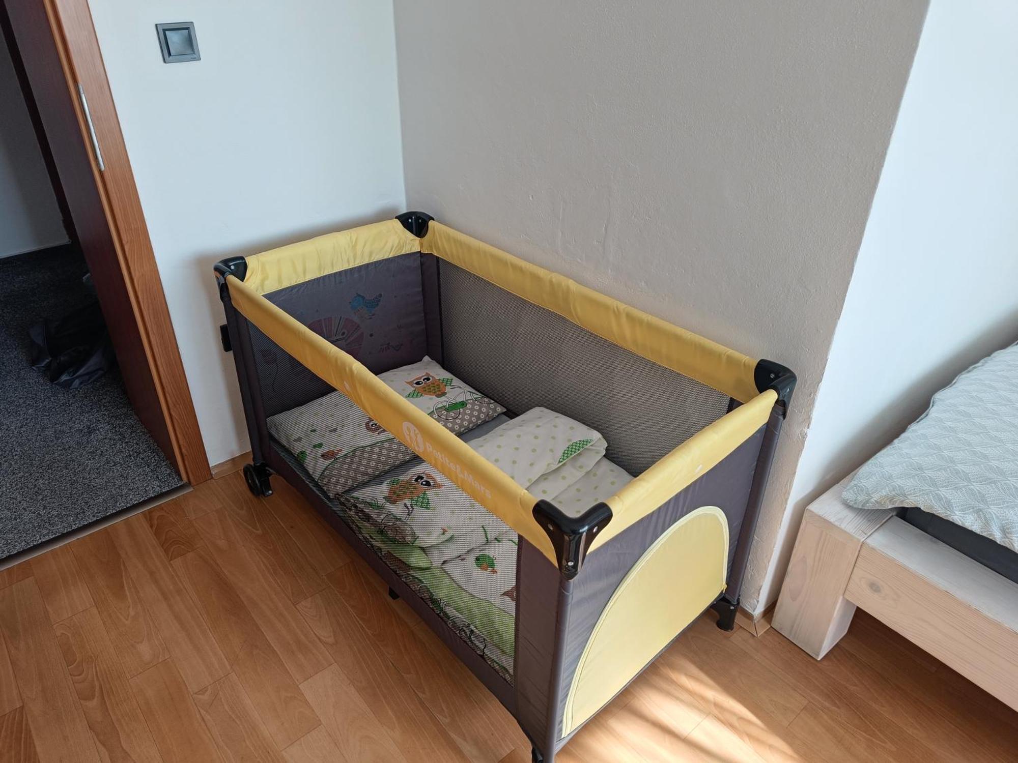 Cervena Cesta Appartement Kunovice Buitenkant foto