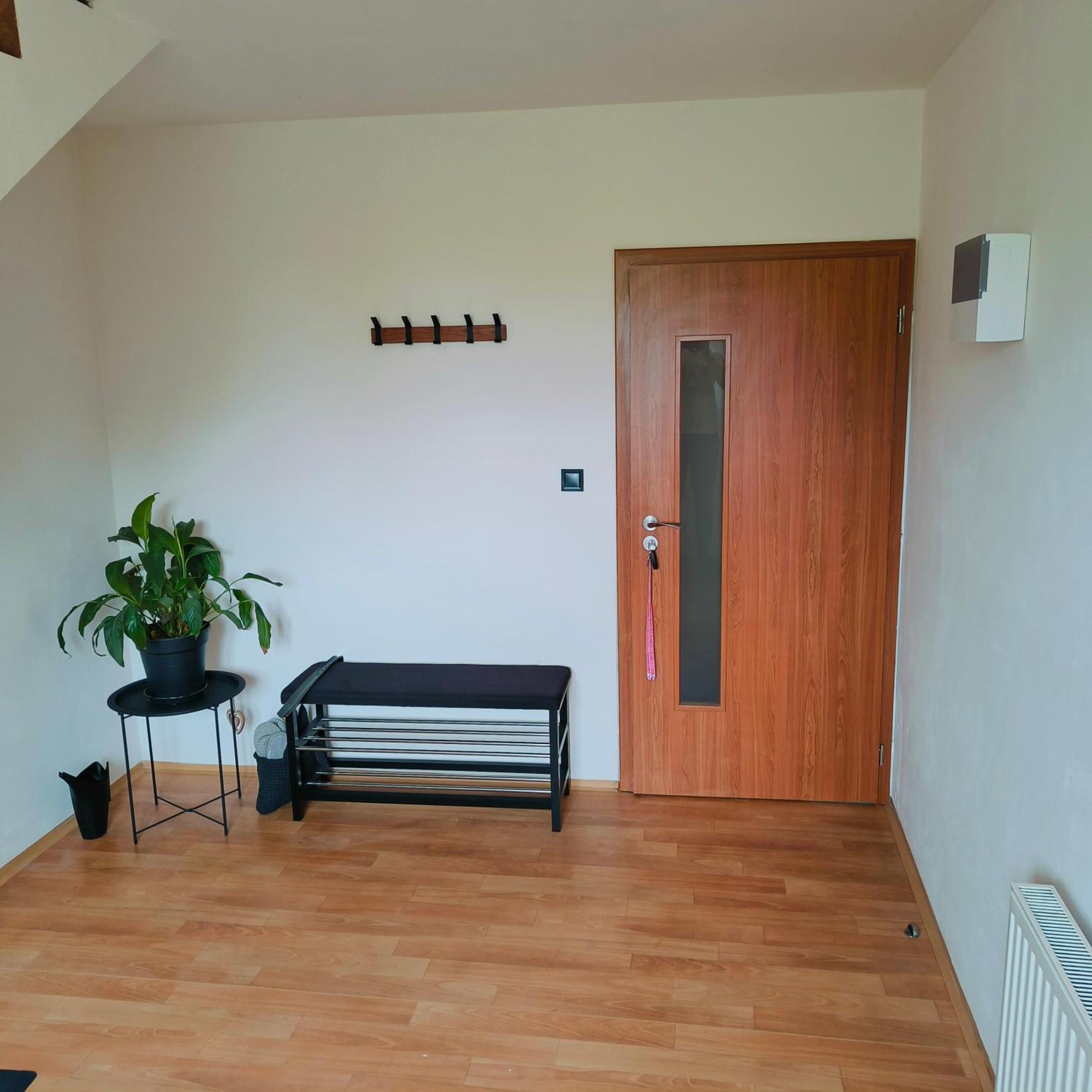 Cervena Cesta Appartement Kunovice Buitenkant foto